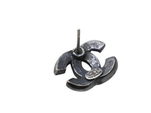 画像をギャラリービューアに読み込む, CHANEL シャネル ココマーク ピアス 両耳用 メタル ラインストーン ガンメタル金具 重量約4.0g 美品 中古 4b006450