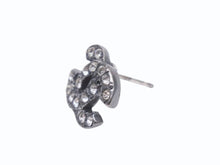 画像をギャラリービューアに読み込む, 極美品 CHANEL シャネル ココマーク ピアス 両耳 04A刻印 フランス製 メタル ラインストーン ガンメタル金具 3.8g 中古 4b006455