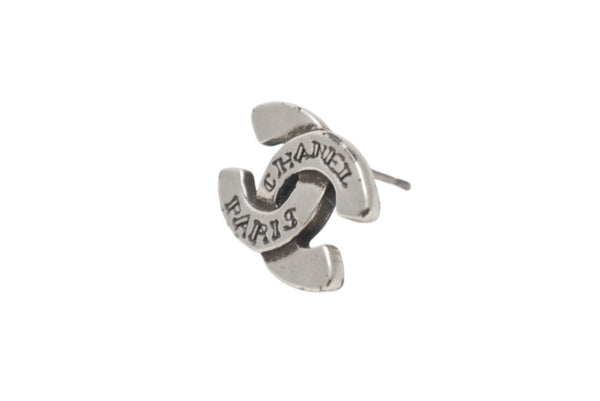 極美品 CHANEL シャネル Coco Mark ココマーク ピアス 99A 刻印 1.7g シルバー カラー アクセサリー 中古 4b006458