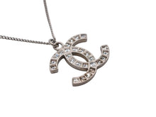 画像をギャラリービューアに読み込む, CHANEL シャネル ココマーク スクエアラインストーン ネックレス 重量約5.6g B11刻印 全長約48cm シルバー メタル 美品 中古 4b006463