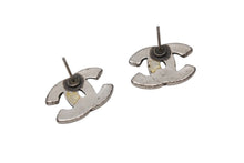 画像をギャラリービューアに読み込む, CHANEL シャネル Coco Mark ココマーク ピアス 99A 刻印 1.8g シルバー カラー アクセサリー 美品 中古 4b006482