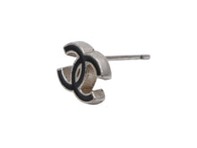 画像をギャラリービューアに読み込む, 極美品 CHANEL シャネル ピアス CoCo Mark ココマーク 04P刻印 0.8g シルバー ブラックカラー 中古 4b006485