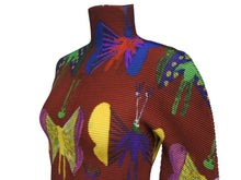 Load image into Gallery viewer, 極美品 me ISSEY MIYAKE ミー イッセイミヤケ 総柄 カットソー プリーツ M193FJ361 ポリエステル ブラウン マルチカラー サイズF 中古 4b006514