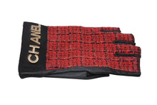 Load image into Gallery viewer, 極美品 CHANEL シャネル フィンガーレスグローブ 手袋 ツイード レザー ブラック レッド ゴールド金具 中古 4b006530