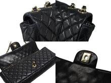 Load image into Gallery viewer, CHANEL シャネル マトラッセ 25cm イーストウエスト バレンタインシリーズ ショルダーバッグ ラムスキン ブラック ゴールド金具 美品 中古 4b006532