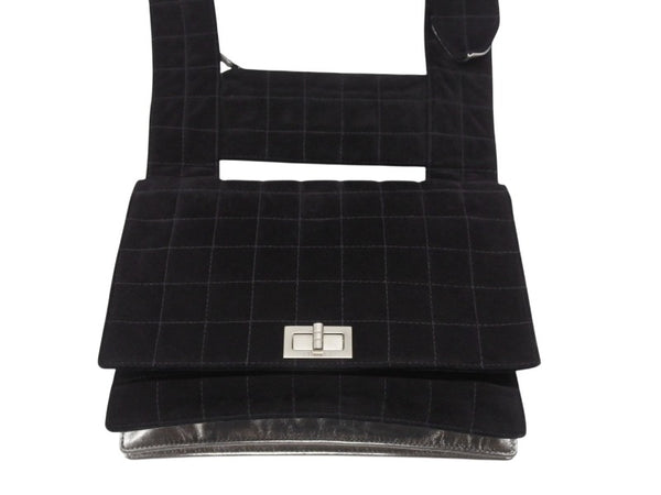 CHANEL シャネル ショルダーバッグ チョコバー ターンロック ブラック シルバー スウェード 美品 中古 4b006537