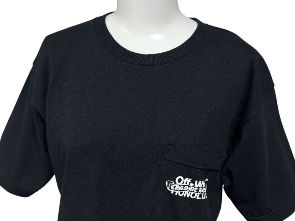 新品未使用 CHROME HEARTS × OFFWHITE クロムハーツ オフホワイト Honolulu Tee ホノルル限定半袖Tシャツ バックスクロールラベルプリント ブラック サイズS 中古 4b006556