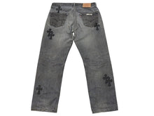 画像をギャラリービューアに読み込む, CHROME HEARTS クロムハーツ セメタリー クロスパッチ デニム パンツ リーバイス LEVI`S 501 サイズ31 ブラック 美品 中古 4b006561