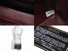 Load image into Gallery viewer, 極美品 CHANEL シャネル ミニマトラッセ17 Sフラップ Sチェーンショルダーバッグ 1番台 ラムスキン ココマーク ブラック 中古 4b006615