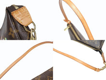 Load image into Gallery viewer, 極美品 LOUIS VUITTON ルイヴィトン ポシェット アクセソワール パンダ M51981 モノグラム アクセポ ハンドバッグ 村上隆 中古 4b006629