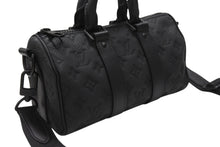 Load image into Gallery viewer, 新品同様 LOUIS VUITTON ルイヴィトン キーポル バンドリエール25 ショルダーバッグ ハンドバッグ モノグラムトリヨン M20900 中古 4b006644
