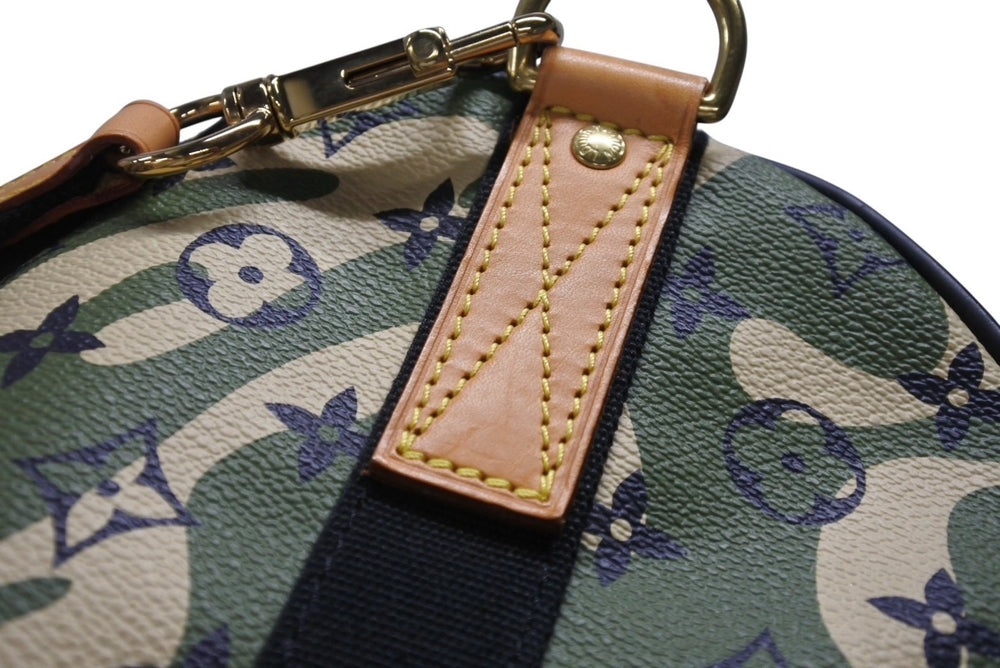 Very good condition LOUIS VUITTON × Takashi Murakami Keepall Bandouliere 55 Monogram Moflage M95774 Gold hardware Used 4b006652