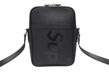 画像をギャラリービューアに読み込む, LOUIS VUITTON × SUPREME ルイヴィトン シュプリーム 17AW ダヌーブ PM ショルダーバッグ M53417 エピ ブラック 美品 中古 4b006689
