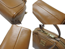 Load image into Gallery viewer, 極美品 MIUMIU ミュウミュウ ショルダーバッグ クロスボディバッグ 2WAYバッグ レザー ブラウン ゴールド金具 中古 4b006756