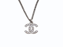 画像をギャラリービューアに読み込む, 極美品 CHANEL シャネル ココマーク ネックレス C12V刻印 6.0g メタル ラインストーン シルバー 中古 4b006757