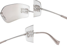 Load image into Gallery viewer, 極美品 MIUMIU ミュウミュウ 夜明けのサングラス SMU54Y サイズ80□14 110 リムレス シールド グレー シルバー ロゴ金具 中古 4b006758