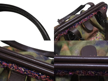 Load image into Gallery viewer, 極美品 CHANEL シャネル エンブロイダリー グラフィティ がま口 ハンドバッグ カーキ A92791 アンティークシルバー金具 中古 4b006808