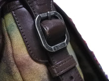 画像をギャラリービューアに読み込む, 極美品 CHANEL シャネル エンブロイダリー グラフィティ ショルダーバッグ A92789 ココマーク 21番台 カーキ 中古 4b006809