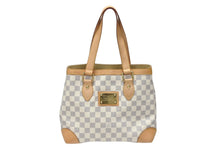 Load image into Gallery viewer, 極美品 LOUIS VUITTON ルイヴィトン ハンドバッグ N51207 ハムステッドPM ホワイト ダミエアズールキャンバス 中古 4b006831