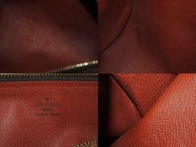 Load image into Gallery viewer, LOUIS VUITTON ルイヴィトン ダミエ エベヌ パピヨンPM ハンドバッグ N51304 筒型 ドラム型 ブラウン ゴールド金具 美品 中古 4b006833