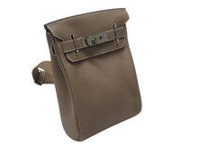 画像をギャラリービューアに読み込む, 新品未使用 エルメス HERMES ケリーアッカドPM W刻印 ワンショルダーバッグ エトゥープ シルバー金具 中古 4b006848