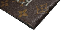 画像をギャラリービューアに読み込む, 新品同様 LOUIS VUITTON ルイヴィトン クーヴェルテュール パスポートケース イニシャル マーカージュ モノグラムキャンバス 中古 4b006856