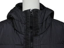 Load image into Gallery viewer, STONE ISLAND ストーンアイランド ダウンジャケット 691541223 サイズL ブラック ナイロン 良品 中古 4b006893