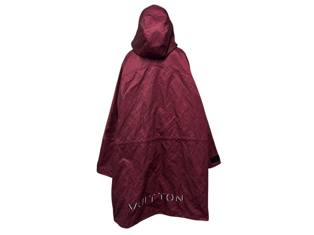 極美品 LOUIS VUITTON ルイヴィトン 2023 2024 AW ショーコレクション フーデッド テクニカルパーカ ジャケット レッド サイズ60 中古 4b006895