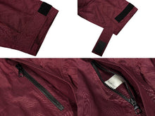 画像をギャラリービューアに読み込む, 極美品 LOUIS VUITTON ルイヴィトン 2023 2024 AW ショーコレクション フーデッド テクニカルパーカ ジャケット レッド サイズ60 中古 4b006895