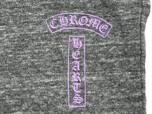 画像をギャラリービューアに読み込む, 極美品 CHROME HEARTS クロムハーツ スウェットショーツ ショートパンツ サイズM グレー パープル ロゴプリント 中古 4b006905