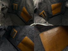 画像をギャラリービューアに読み込む, Berluti ベルルッティ カリグラフティBロゴショルダーバッグ ブラウン レザー シルバー金具 美品 中古 4b006908