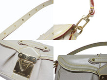 Load image into Gallery viewer, LOUIS VUITTON ルイヴィトン プレシュー ハンドバッグ M91774 スハリ レザー アイボリー スタッズ 2007年 ゴールド金具 美品 中古 4b006920