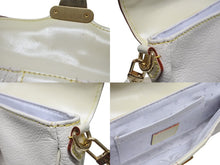 Load image into Gallery viewer, LOUIS VUITTON ルイヴィトン プレシュー ハンドバッグ M91774 スハリ レザー アイボリー スタッズ 2007年 ゴールド金具 美品 中古 4b006920