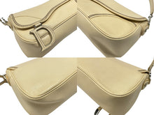 Load image into Gallery viewer, 極美品 Christian Dior クリスチャンディオール サドルワンショルダーバッグ 01-RU-0055 ベージュ系 ロゴ金具 シルバー金具 中古 4b006924