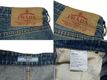 画像をギャラリービューアに読み込む, PRADA プラダ デニムパンツ ジーンズ GFP497 サイズ26 トライアングルロゴ インディゴブルー コットン 美品 中古 4b006936