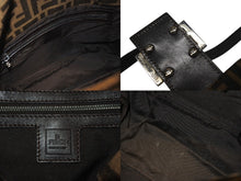 画像をギャラリービューアに読み込む, FENDI フェンディ ワンショルダーバッグ マンマバケット ズッカ柄 ブラウン キャンバス レザー 美品 中古 4b006943
