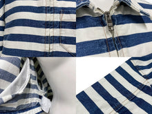 画像をギャラリービューアに読み込む, PRADA プラダ ロゴプレートボーダークロップドデニムジャケット GFB288 サイズ42 ホワイト ブルー 美品 中古 4b006947