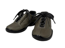 画像をギャラリービューアに読み込む, PRADA SPORTS プラダスポーツ ローカットスニーカー キッズ用 カーキ レザー サイズ18cm 美品 中古 4b006961