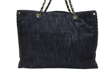 画像をギャラリービューアに読み込む, CHANEL シャネル チェーントートバッグ A31932 10番台 夜間飛行 刺繍 ココマーク デニム エンブロイダリー 美品 中古 4b006965