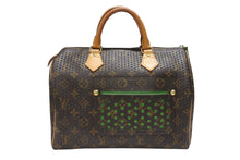 Load image into Gallery viewer, 極美品 LOUIS VUITTON ルイヴィトン モノグラム ペルフォ スピーディ30 ハンドバッグ M95181 グリーン メッシュ 中古 4b006969