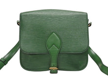 画像をギャラリービューアに読み込む, LOUIS VUITTON ルイヴィトン カルトシエール ショルダーバッグ M52244 ボルネオグリーン ゴールド金具 美品 中古 4b006982
