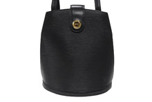 画像をギャラリービューアに読み込む, LOUIS VUITTON ルイヴィトン LV クリュニー ショルダーバッグ M52252 エピレザー ブラック ゴールド金具 美品 中古 4b006983