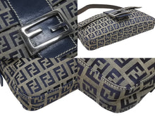 画像をギャラリービューアに読み込む, FENDI フェンディ ズッキーノ柄 マンマバケット ワンショルダーバッグ 26424 ネイビー シルバー シルバー金具 美品 中古4b006993