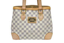 Load image into Gallery viewer, LOUIS VUITTON ルイヴィトン ハンドバッグ N51207 ハムステッドPM ホワイト ダミエアズールキャンバス 美品 中古 4b006999