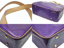 Load image into Gallery viewer, 極美品 LOUIS VUITTON ルイヴィトン モノグラム サットン ハンドバッグ ミニボストン ヴァイオレット M91081 パープル系 中古 4b007008