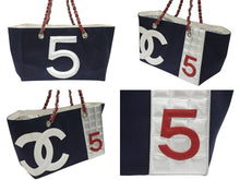 画像をギャラリービューアに読み込む, 極美品 CHANEL シャネル トートバッグ チェーンショルダー ココマーク 7番台 No.5 ネイビー シルバー キャンバス レザー 中古 4b007015