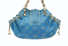 Load image into Gallery viewer, LOUIS VUITTON ルイヴィトン ハンドバッグ 希少 M92374 テダPM エクストラオーディネル スエード ターコイズブルー 美品 中古 4b007024
