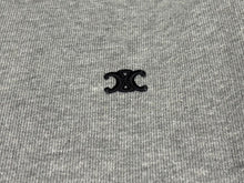 画像をギャラリービューアに読み込む, CELINE セリーヌ トリオンフ スウェット ロゴ ワンポイント ガジェット 2Y090345F グレー コットン 中古 4b007036