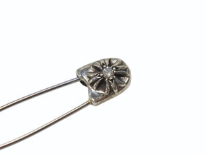 極美品 CHROME HEARTS クロムハーツ セーフティピン スモール 1Pダイヤ チャーム シルバー SV925 1.6g 中古 4b007074