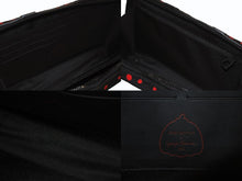 Load image into Gallery viewer, 新品同様 LOUIS VUITTON ルイヴィトン M81905 モノグラム ソフトトランク ドット 草間彌生 ブラック レザー 中古 4b007092